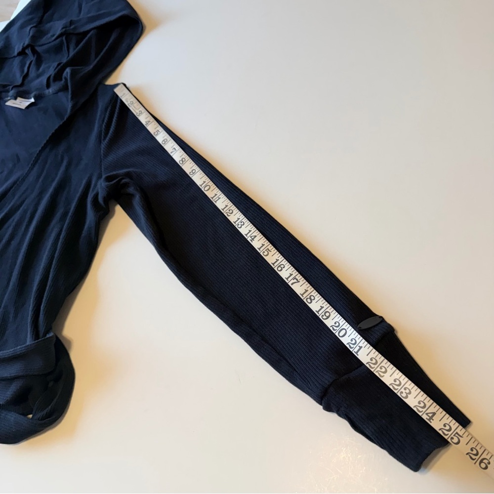 Gymshark hooded ribbed wrap top, black, size M - Picture 7 of 9